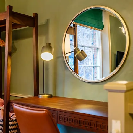 19 High Petergate - Next To Minster York